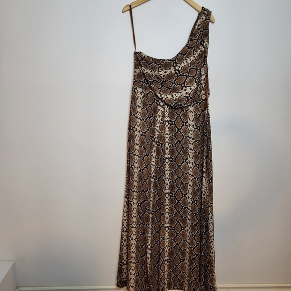 BCBGMAXAZRIA One Shoulder Animal Print Dress Size L - Picture 7 of 12